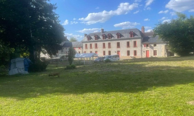 Garchizy Otro | 18th CENTURY CHÂTEAU DE CLAIREFONTAIN GARCHIZ