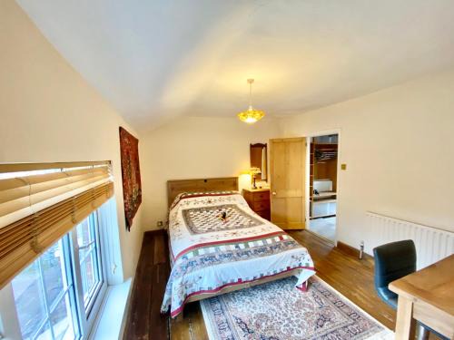 Codsall Apartamento | 18th Century Oak Beamed Cosy Cottage