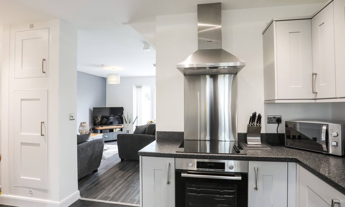 Brynteg Cabaña | 19 PARC DELFRYN, pet friendly, with a garden in Benllech