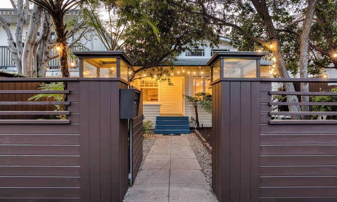Venice Casa | 1908 Beach Bungalow en el corazón de Venecia