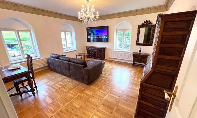 Dohma Apartamento | 190qm Residenz im Schloss Cotta