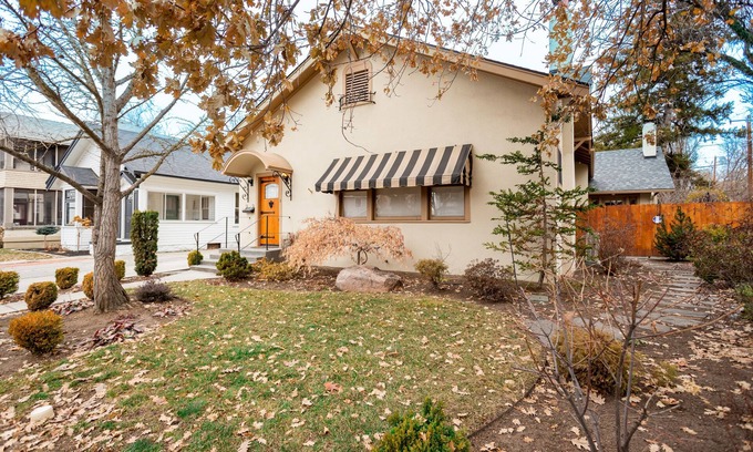 East End Casa | 1927 Downtown Chalet - 5 min to River, BSU, St Lukes and downtown