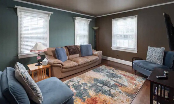 Spartanburg Casa | 1930's home, downtown- free cancellations