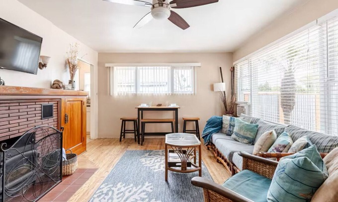 Point Loma Heights Casa | 1960 Bungalow en Ocean Beach