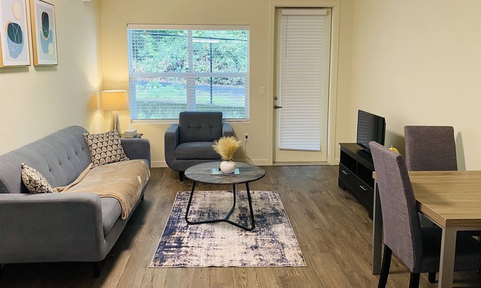 Pleasant Valley Apartamento | 1bd 1 Bth Peaceful Vancouver, WA Apartment