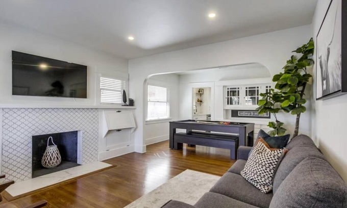 North Park Casa | 1Bd Craftsman 15 min to Beaches, Zoo, Balboa Park