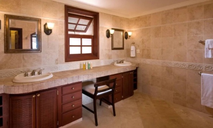 Diamond Valley Complejo | 1BR/2BA with Kitchen & Private Roof Top Deck w/ Pool