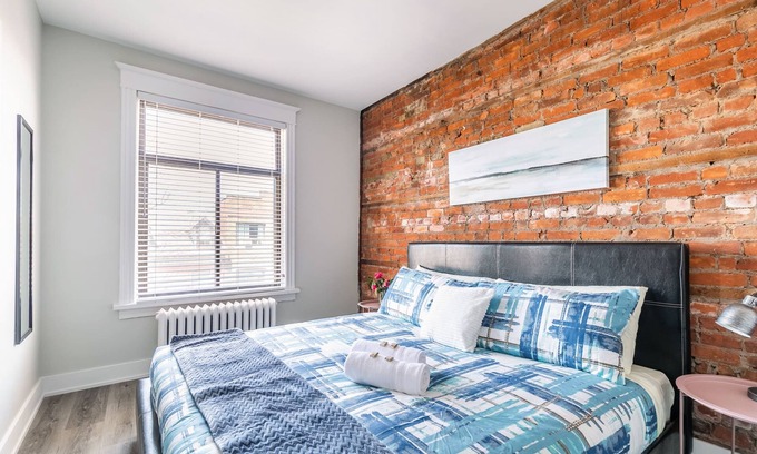 Central Hamilton Apartamento | 1BR Apt in Hamilton's Best Neighbourhood
