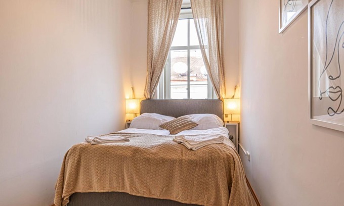 Neulerchenfeld Apartamento | 1BR Apt. Urban Oasis by Stadthalle