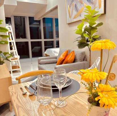 Bonifacio Global City Apartamento | 1BR Luxury unit in Uptown Parksuites -Walking distance to Malls