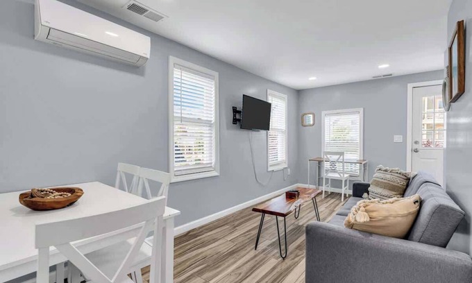 Ocean Grove Apartamento | 1BR Luxury Victorian Apt | Near Beach & Asbury