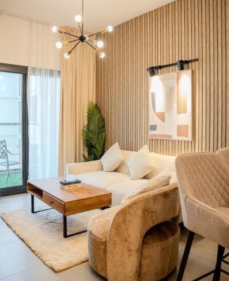 Sharjah Apartamento | 1BR Mamsha Nest with balcony by BlueCloud Holidays