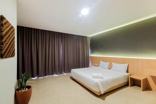 Pancoran Apartamento | 1BR Pancoran L'Avenue Comfy Apartment By Travelio