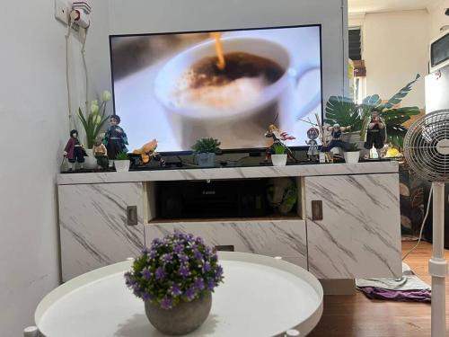 Jakarta Apartamento | 1BR Rusun Karet Tengsin 2 w Netflix n City View