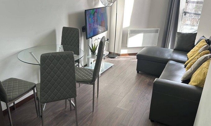 Olton Apartamento | 1BR-Sleeps4-Parking-ClosetoCentre