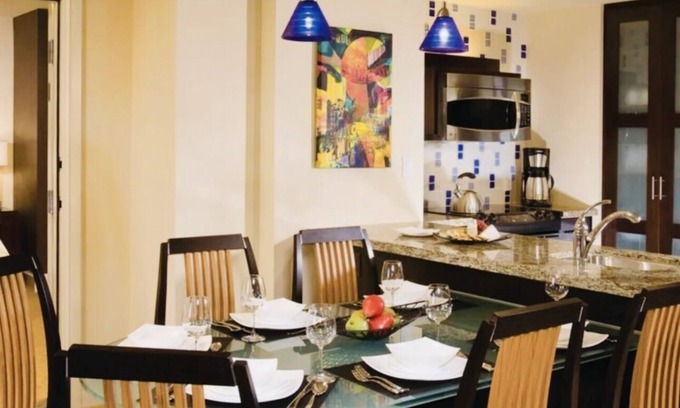 Las Vegas Villa | 1BR Super Bowl week/end on The Strip; 2.5miles to Allegiant Stadium Spectacular!