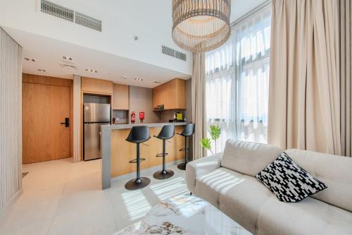 Sharjah Apartamento | 1BR The Golden Souq by Blue Cloud Holidays
