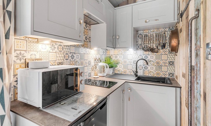 Dunston Apartamento | 1BR The Railway Carriage | Parking | Pet Friendly