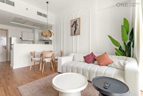 Jebel Ali Apartamento | 1BR with Balcony Near Metro Station