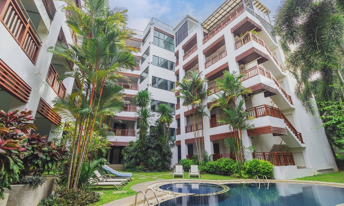 Si Sunthon Apartamento | 1BR with Pool &Gym Prime Location C233