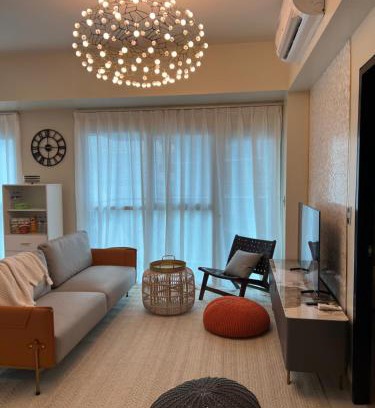 Tambo Apartamento | 1BRFacing ManilaBay SunsetNear Okada Solaire 1Park