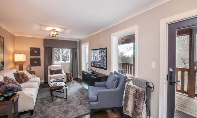 Blowing Rock Casa | 1eight3 Retreat