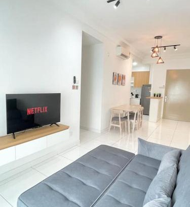 Taman Bukit Mewah Apartamento | 1min to Paradigm Mall 2to 5pax Platino MujiStyle