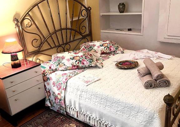 Lesvos Casa | 1RETRo HoUsE
