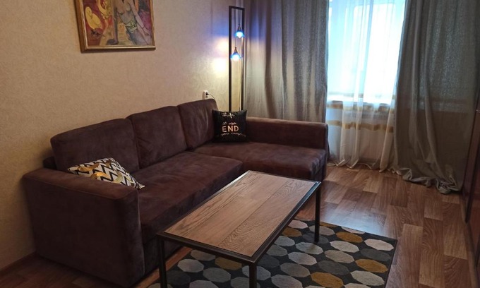Novosibirsk City Centre Apartamento | 2-ка у метро Сибирская