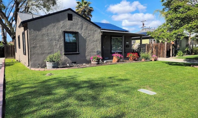 Stockton Casa | 2/1 Cozy Home in the Heart of the City
