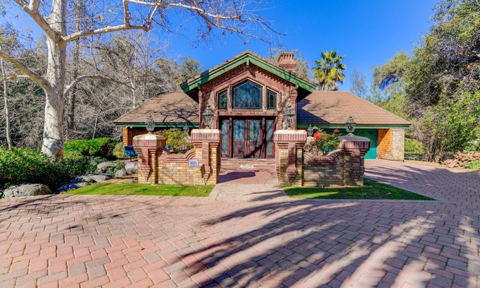 Poway Casa | 2 Acre Private, Spacious Home in Poway w/ Pool & Jacuzzi