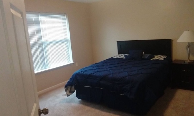 Northeast South Bend Apartamento | 2 bd 2 baños Suite amueblada 1 milla de Notre Dame