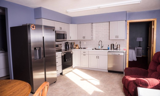 Bonesteel Cabina | 2 bd. 2 bath indoor parking