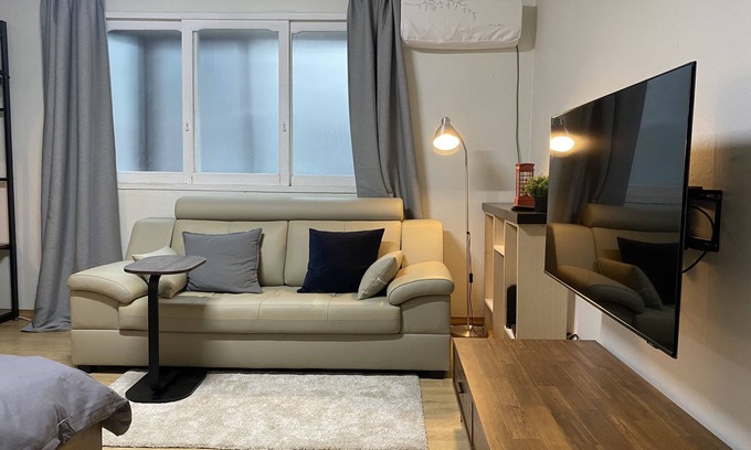 Itaewon Apartamento | 2 Bdr Apt Best Location in Gyeongnidan-gil, Seoul