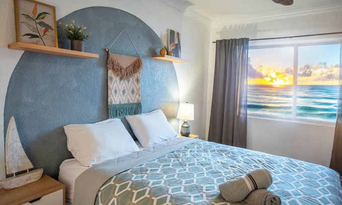 Costa Apartamento | 2 hab. Frente a la playa Acogedor apartamento
