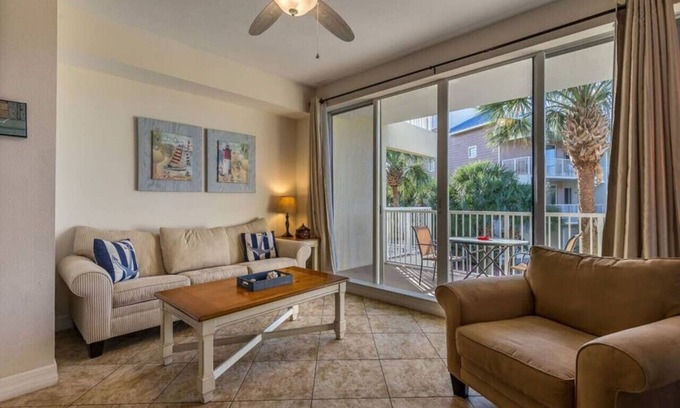 Ruskin Condominio | Waterfront Lovely Newly Home Home 2b. 1.5b. 420, Bahia Beach, Tampa Bay