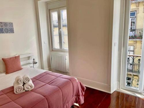 Alcantara Apartamento | 2 bdrms apartment near LX Factory free parking