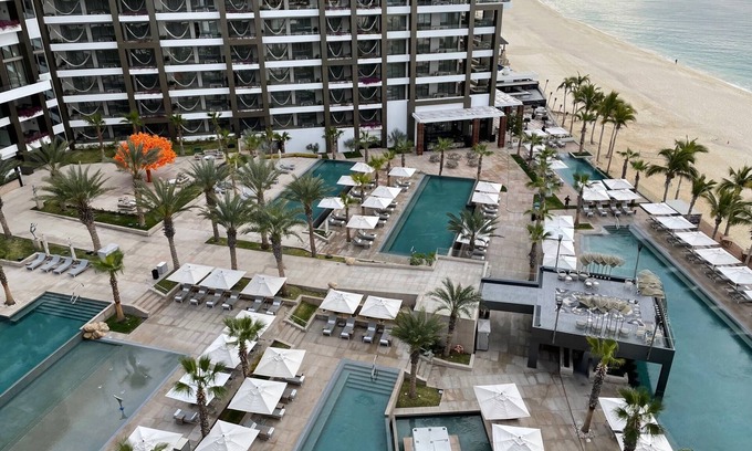 Cabo San Lucas Complejo | 2 bdrms & THREE baths in FIVE-DIAMOND Resort! Luxury awaits you!