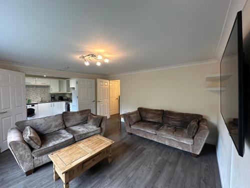 Livingston Apartamento | 2 Bed & 2 Bath-Flat-Driving Distance to Edinburgh