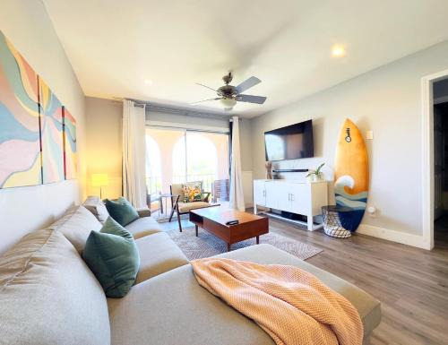 Pacific Beach Apartamento | 2 bed 2 bath penthouse condo with AC and Ocean Views
