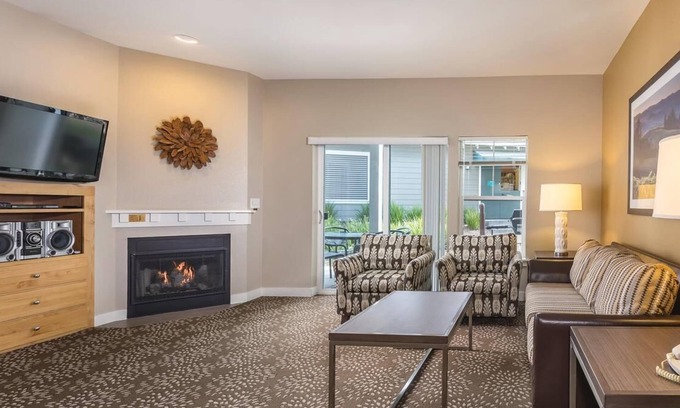 Windsor Complejo | UNIDAD DE 2 HABITACIONES Y 2 BAÑOS EN WINDSOR, CA - Una excelente estadía en el condado de Sonoma