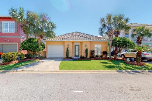 Emerald Waters Village Casa | 2 Bed 2 Bath Vacation home in Destin