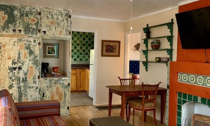 Las Cruces Casa | 2 bed and pullout sofa kids and dogs welcome