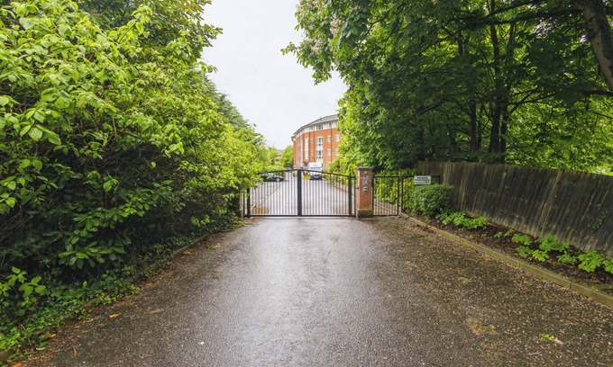 Hatfield Apartamento | Global Boutique Relocation Ltd 2bed -free Parking