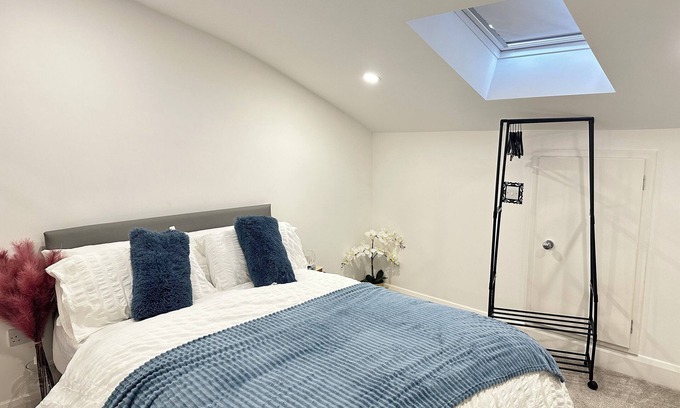 Dudley Apartamento | 2 Bed Apartment - Sleeps 4 - Wifi - Parking