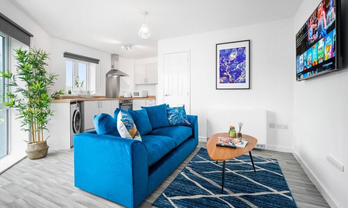 Cradley Heath Apartamento | 2 Bed Apt*Parking*Wi-Fi*Netflix