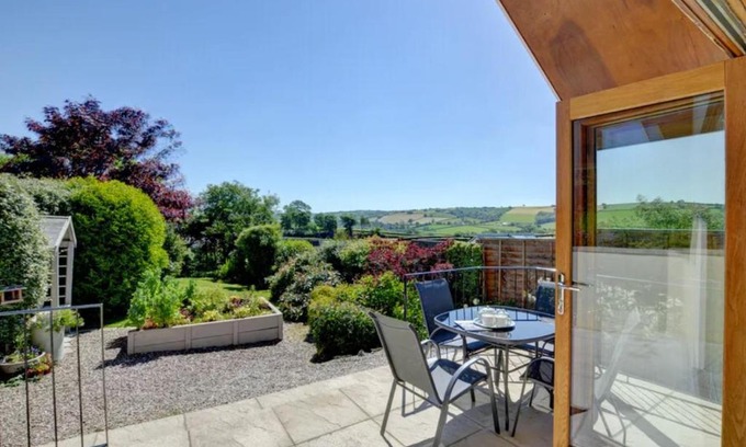 Bishops Nympton Casa | 2 bed garden cottage nestled on the edge of Exmoor