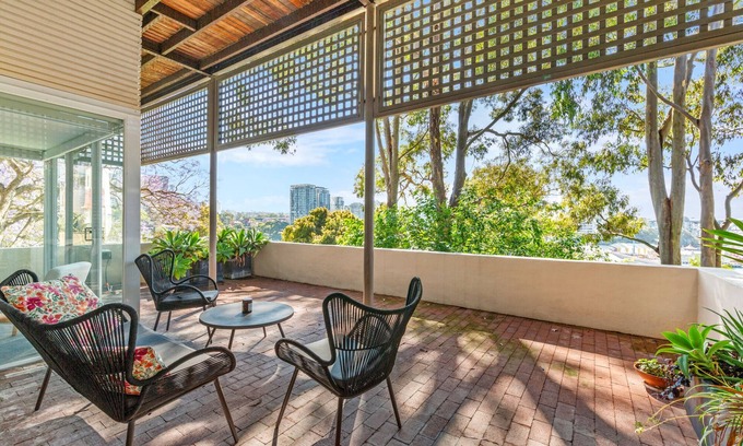 McMahons Point Apartamento | 2-Bed Harbourside Home with Views in Fab Location