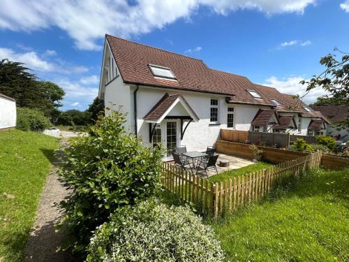 Aberporth Casa | 2 Bed in Aberporth 1ml SW 79160