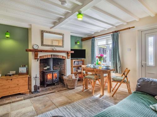 Bacton Casa | 2 Bed in Bacton 86430